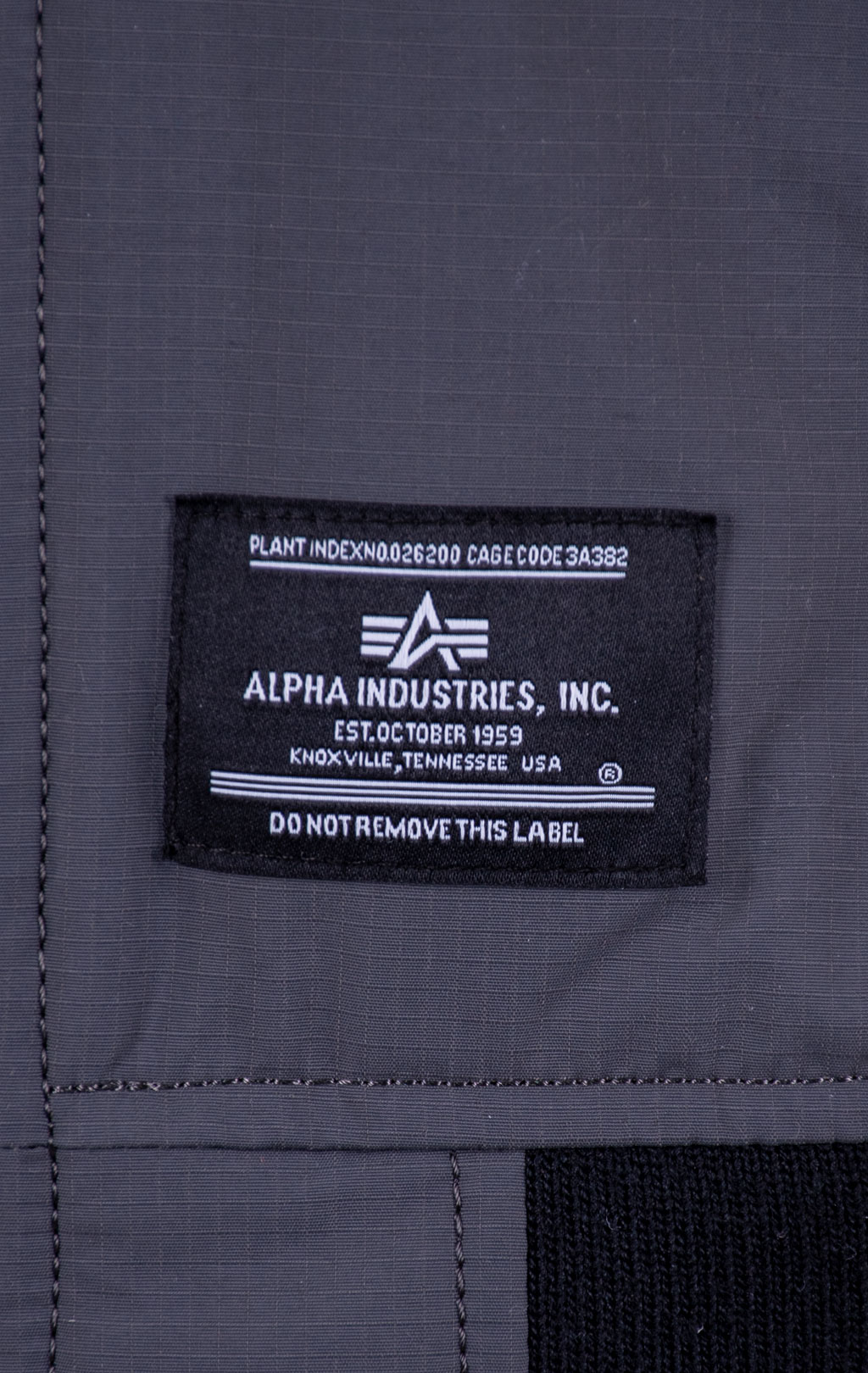 Бомбер-ветровка ALPHA INDUSTRIES L-2B RELAXED PATCHWORK FLIGHT JACKET SS 26 black 