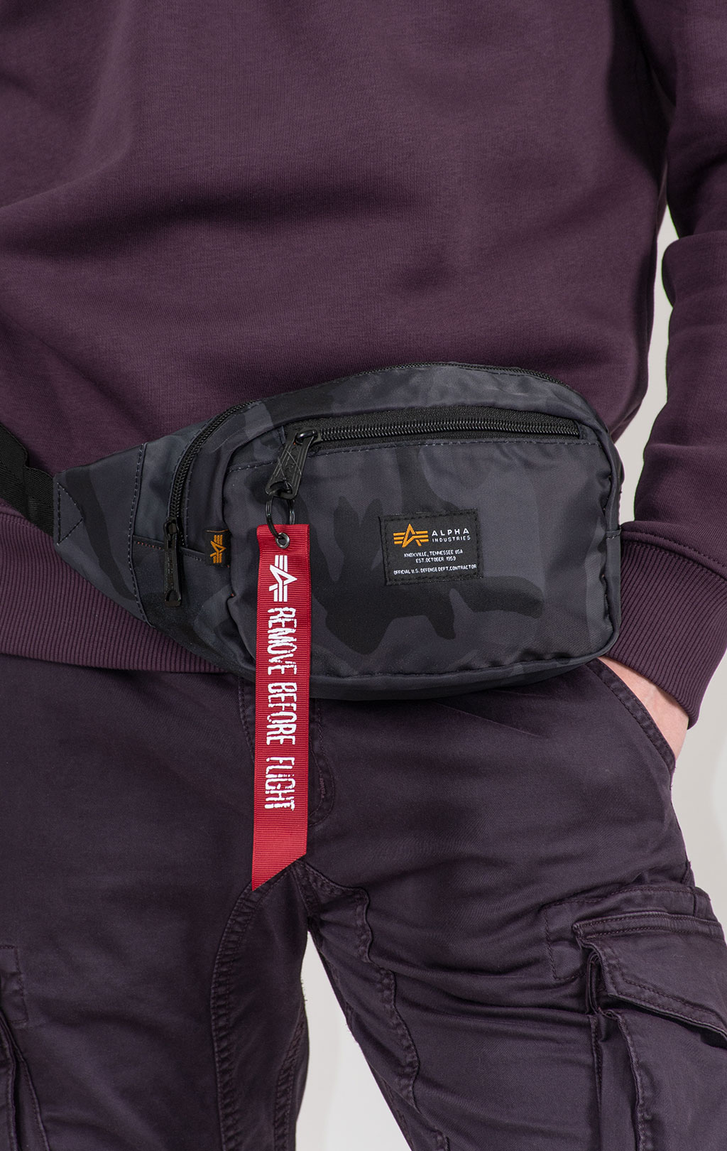Сумка поясная ALPHA INDUSTRIES CREW WAIST BAG CAMO black camo 