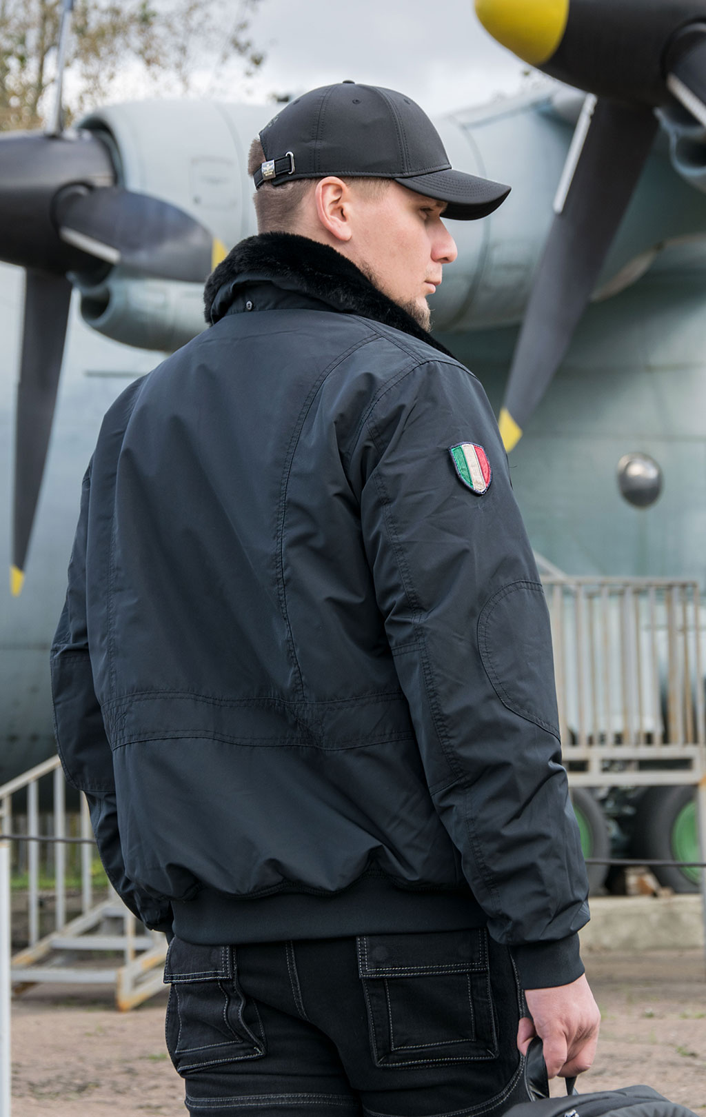 Куртка-пилот AERONAUTICA MILITARE FW 21/22 m/BD blue black (AB 1978) 