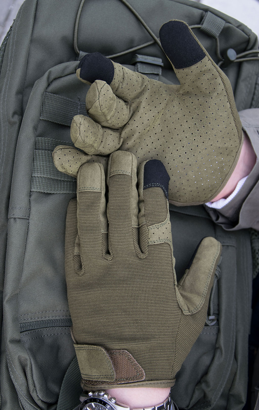 Перчатки Mil-Tec Einsatzhandschuhe touch olive 