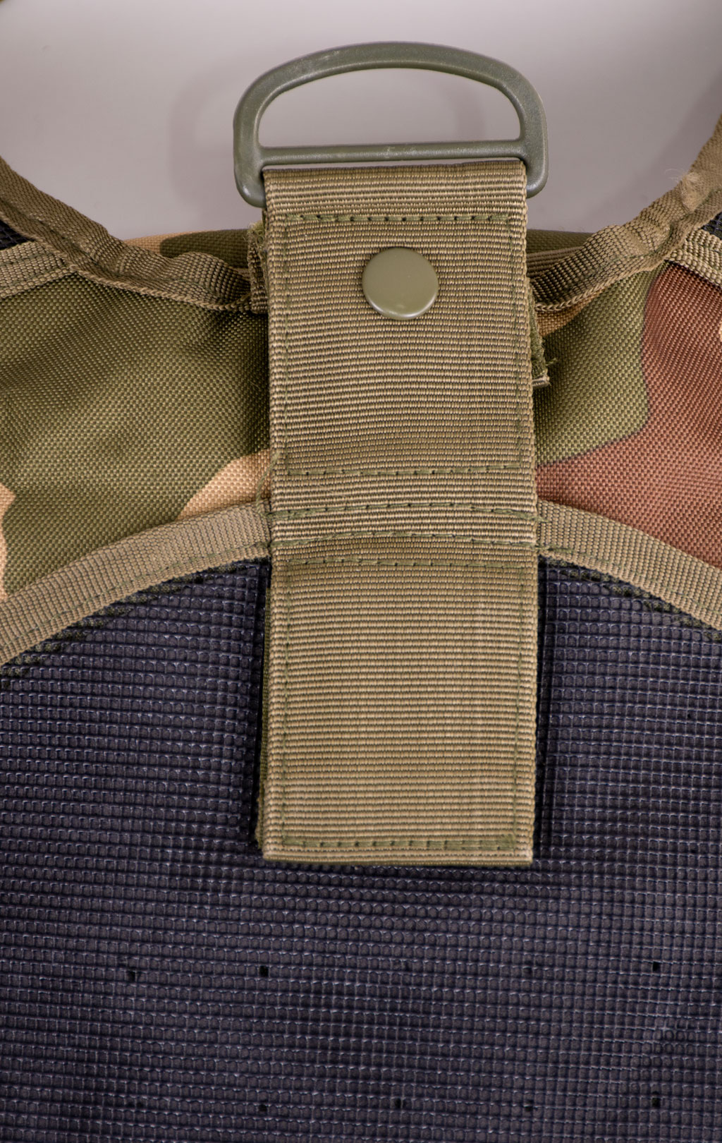 Сумка через плечо тактическая Hausheng SLING MOLLE 25x15x30 camo woodland PK-402 
