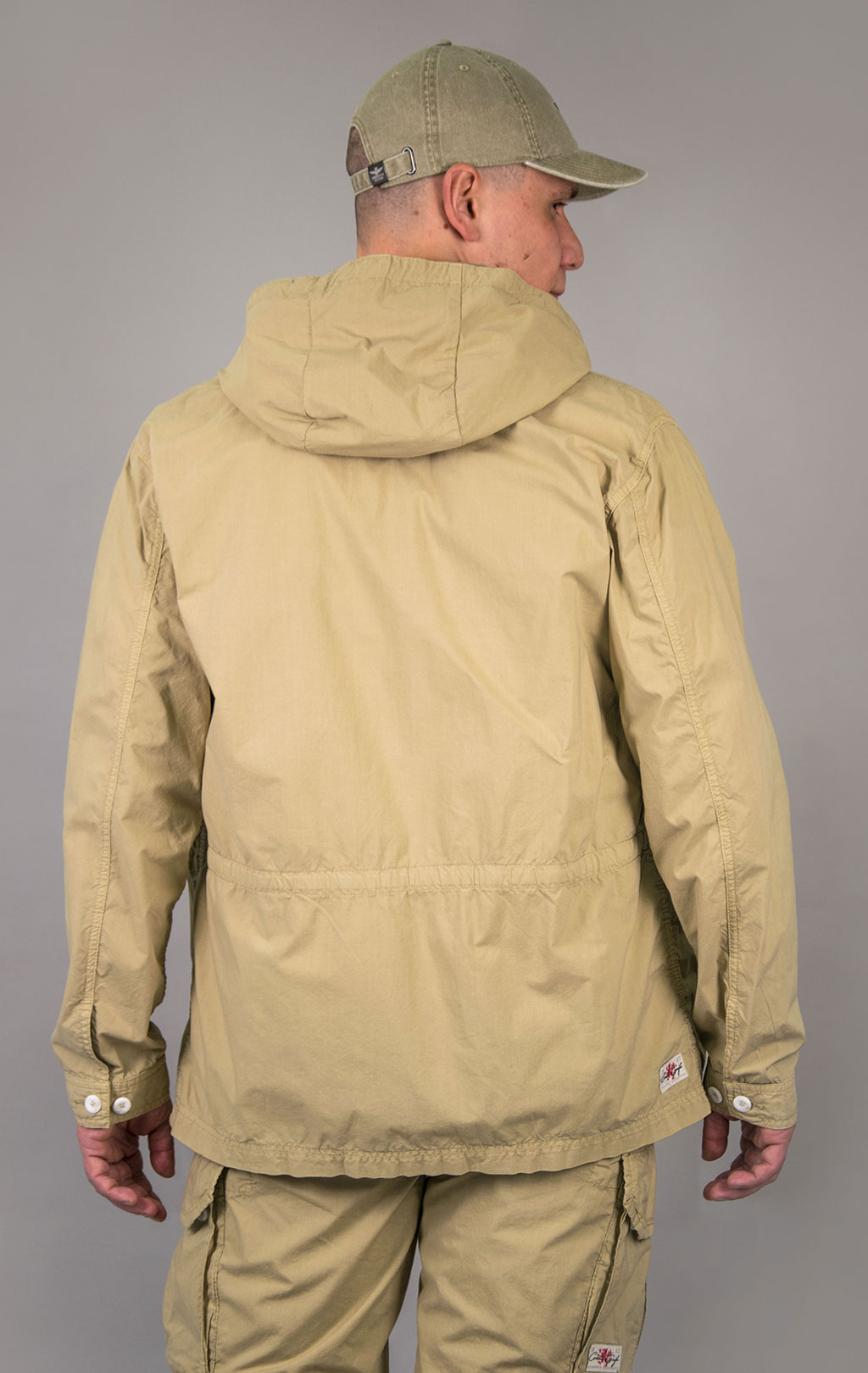 Ветровка AERONAUTICA MILITARE SS 24 m/AL sand washed (AC 020) 