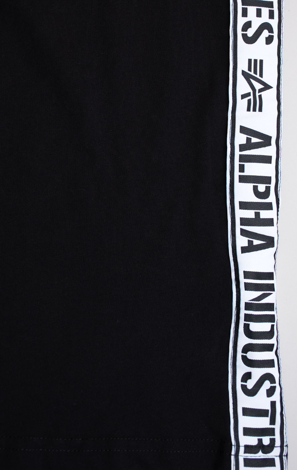 Футболка ALPHA INDUSTRIES AL TYPE T black 