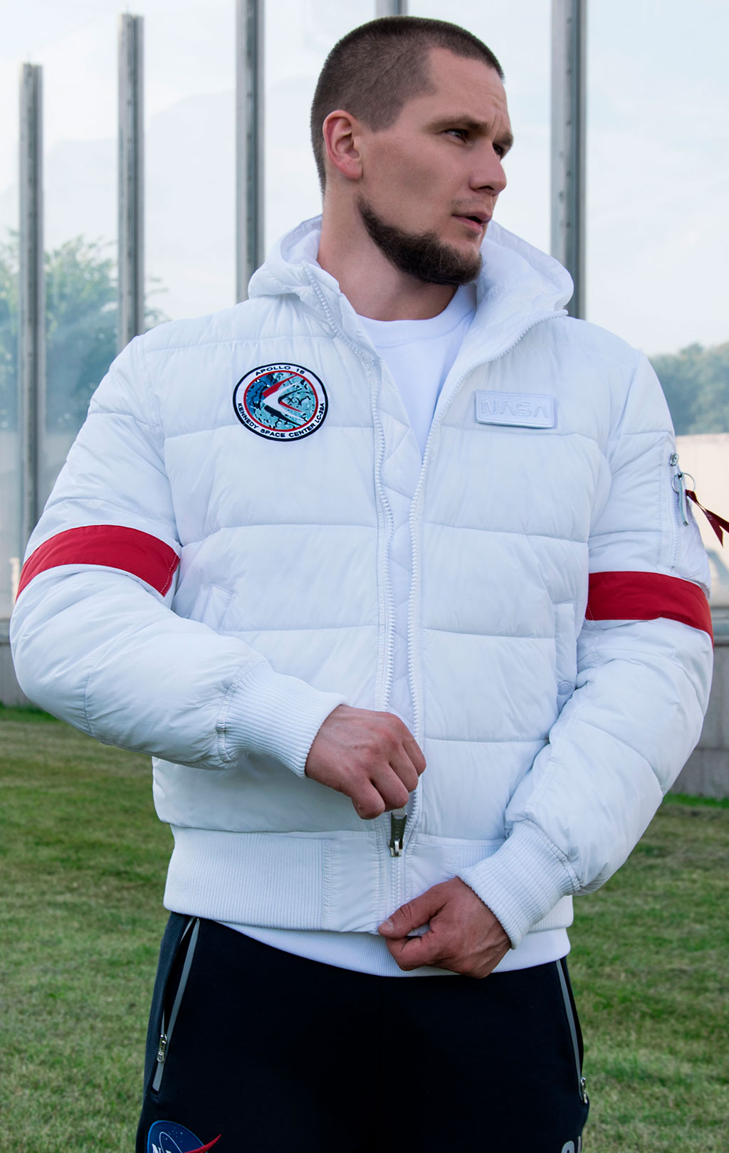 Куртка ALPHA INDUSTRIES HOODED PUFFER FD NASA white 