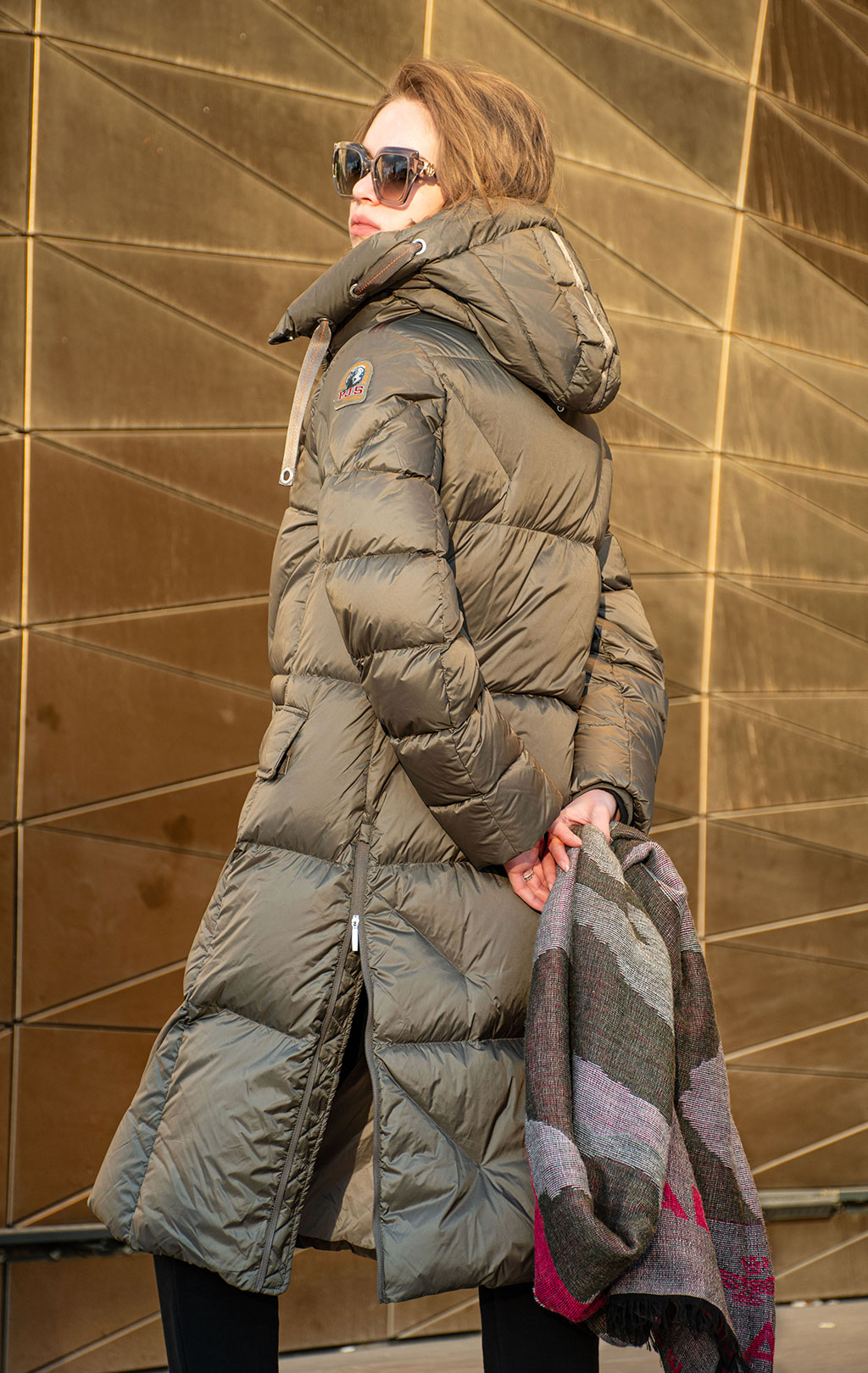 Женское пальто пуховое PARAJUMPERS LEONIE FW 25/26 olive grey 