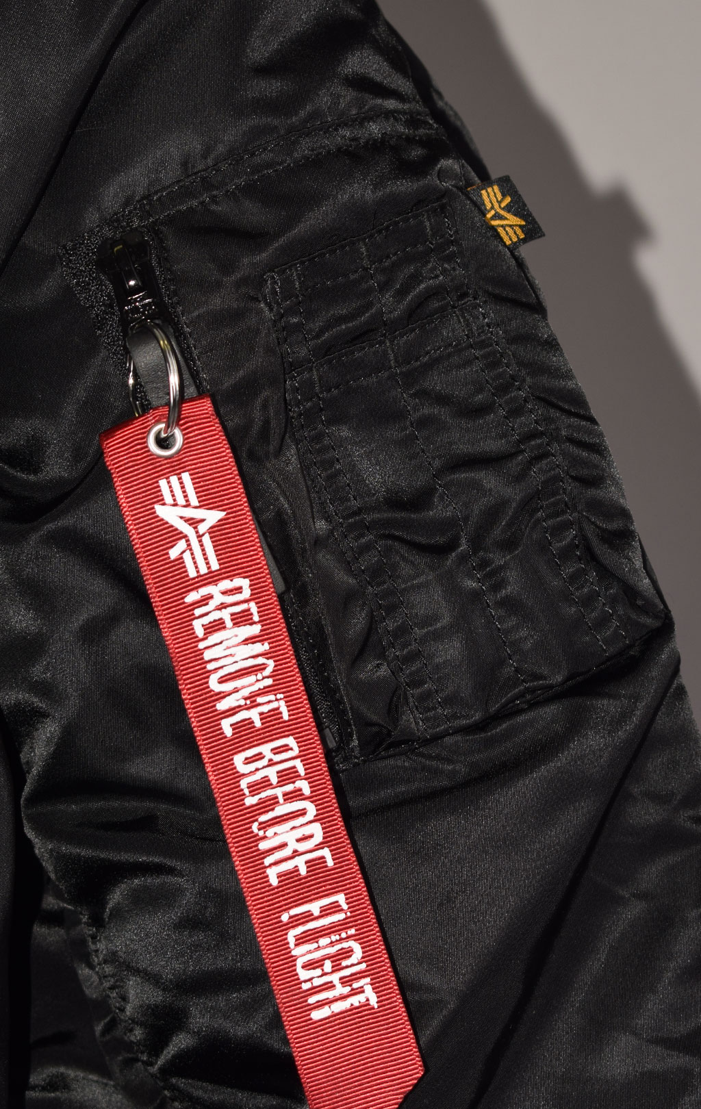 Аляска короткая ALPHA INDUSTRIES VF 59 N-2B black 