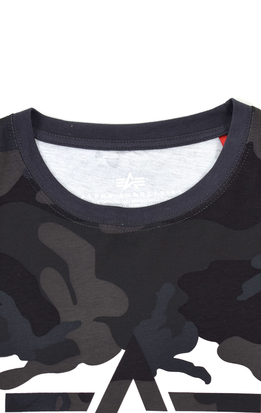 Футболка ALPHA INDUSTRIES LOST CAMO T black camo 