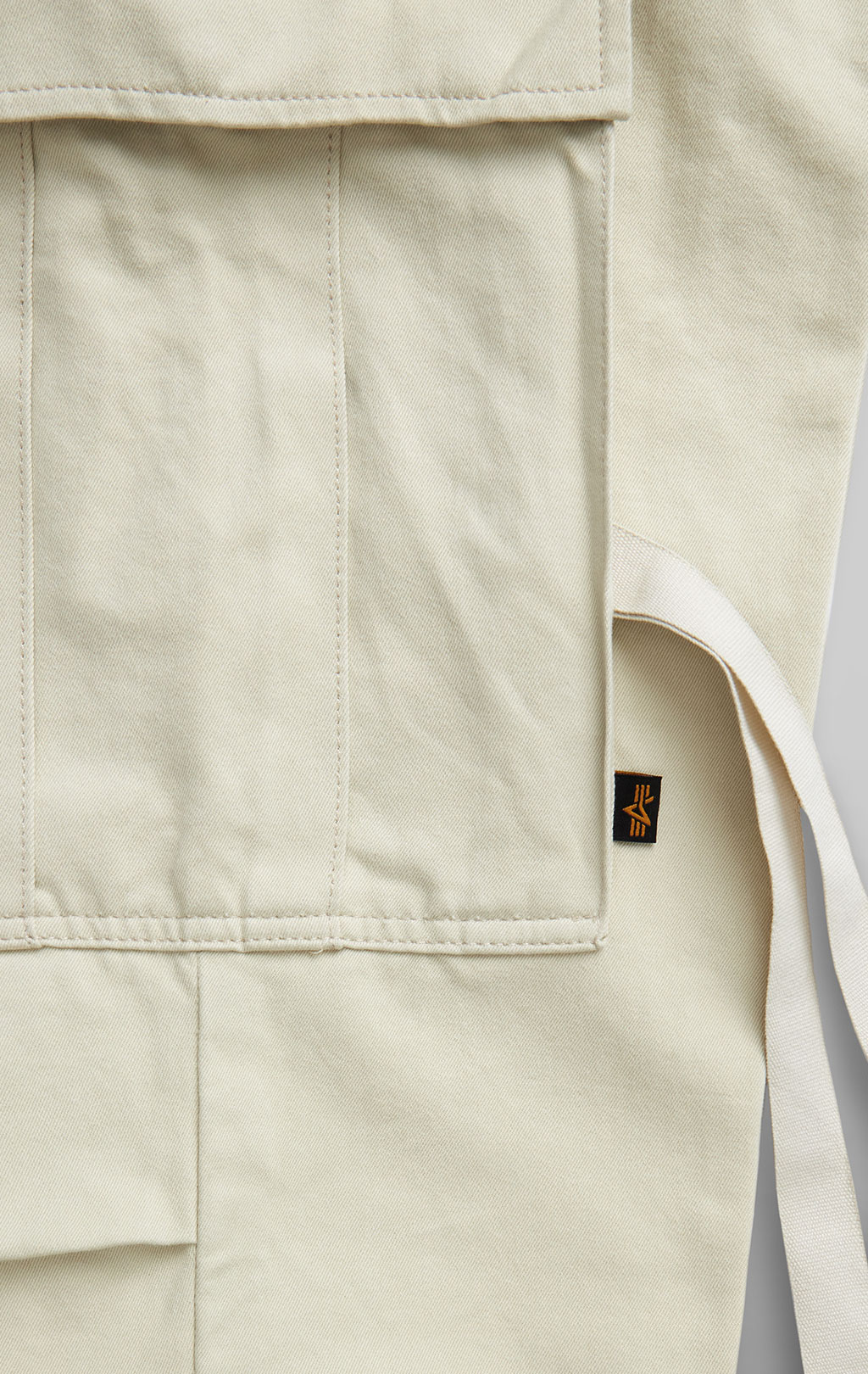 Брюки-карго парашюты ALPHA INDUSTRIES M-65 PANT плотные SS 24 m limestone 