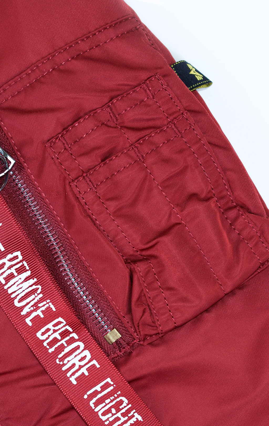 Женский бомбер ALPHA INDUSTRIES MA-1 W red commander 