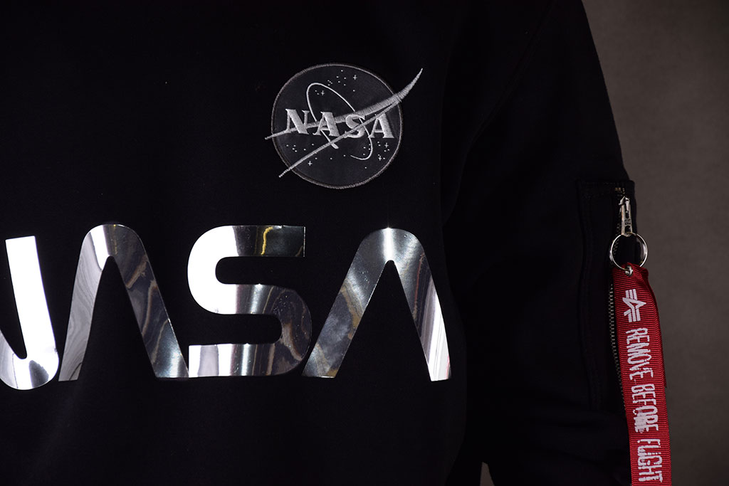 Свитшот ALPHA INDUSTRIES NASA reflective black/chrome 