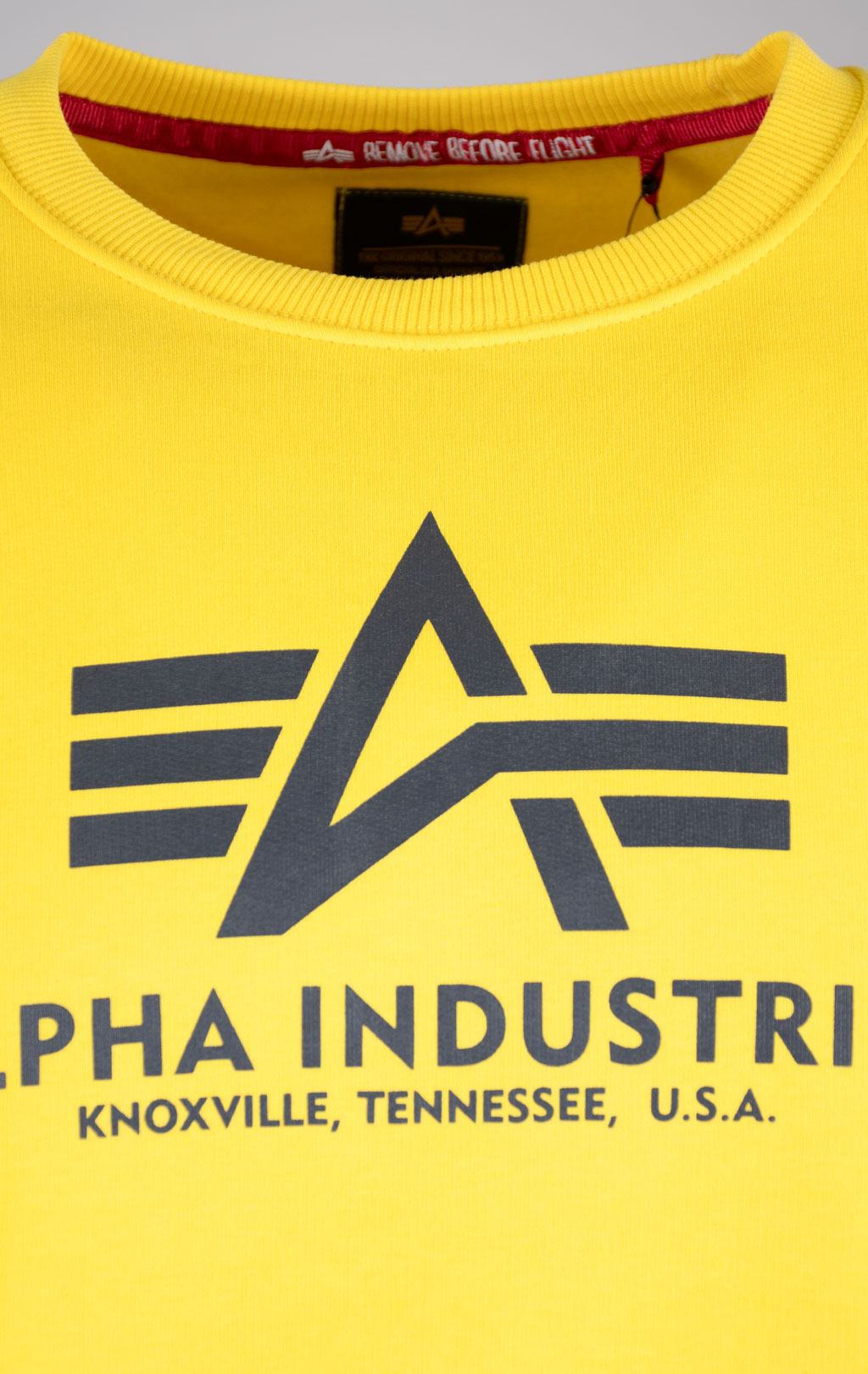 Свитшот ALPHA INDUSTRIES BASIC SWEATER empire yellow 