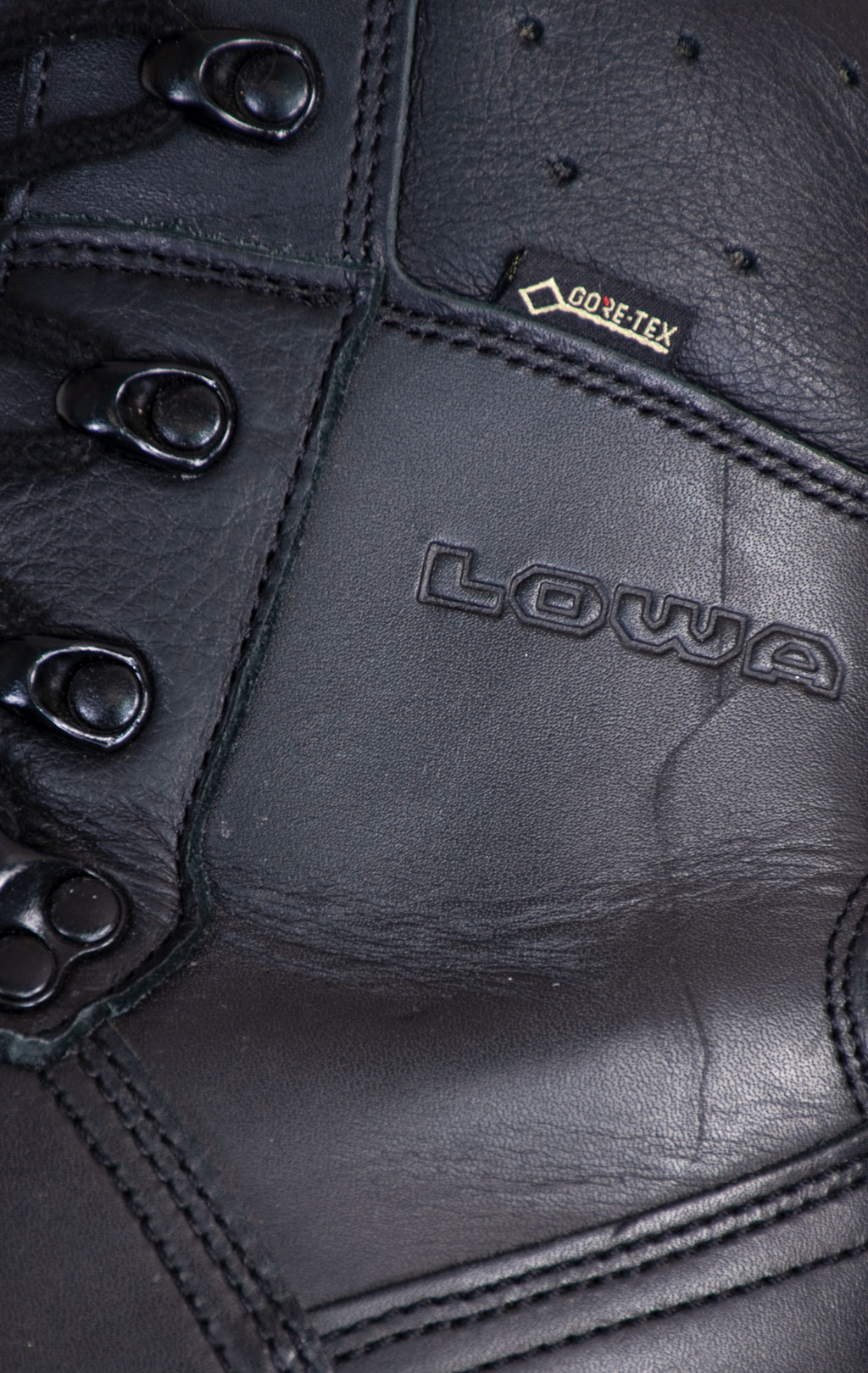 Ботинки-берцы LOWA Gore-Tex black б/у 
