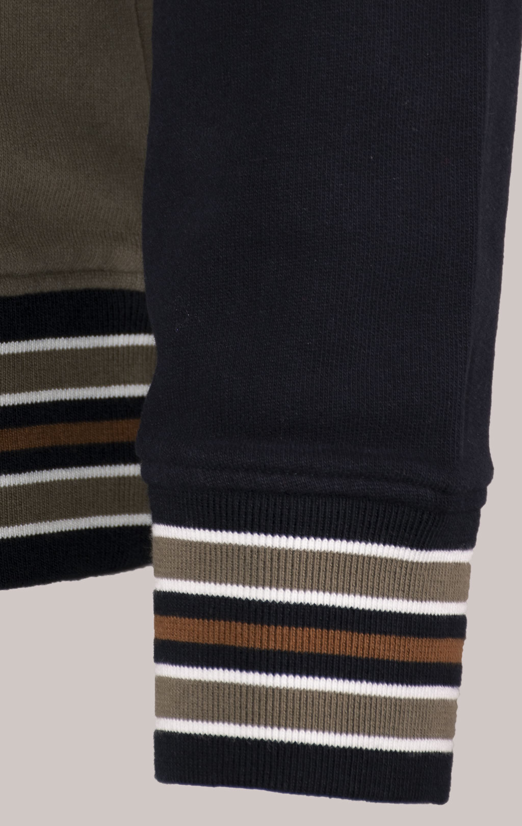 Толстовка с капюшоном AERONAUTICA MILITARE FW 24/25/TR olive night/black (FE 1933) 