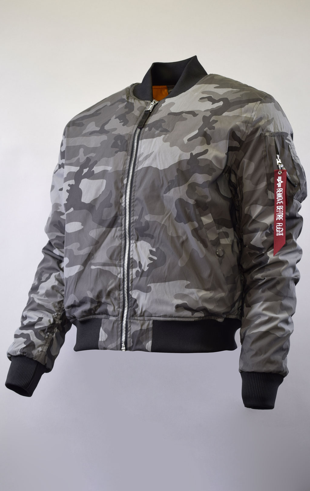 Бомбер ALPHA INDUSTRIES VF 59 REFLECTIVE CAMO MA-1 black camo 