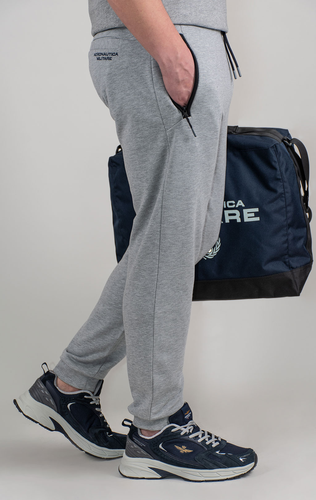 Брюки спортивные AERONAUTICA MILITARE SS 25/TR grigio melange (PF 965) 