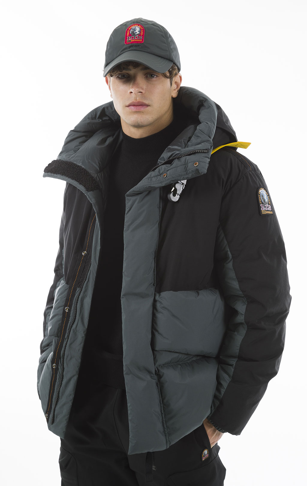 Куртка-пуховик PARAJUMPERS RONIN FW 23/24 black-green gables 