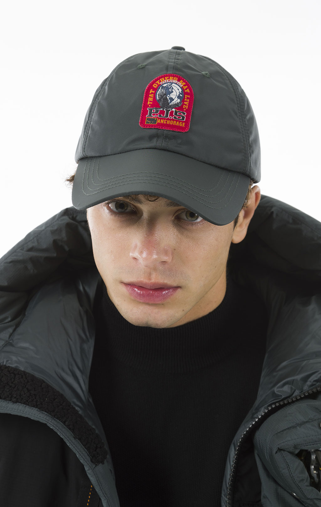 Бейсболка PARAJUMPERS PATCH CAP нейлон/флис FW 23/24 green gables 