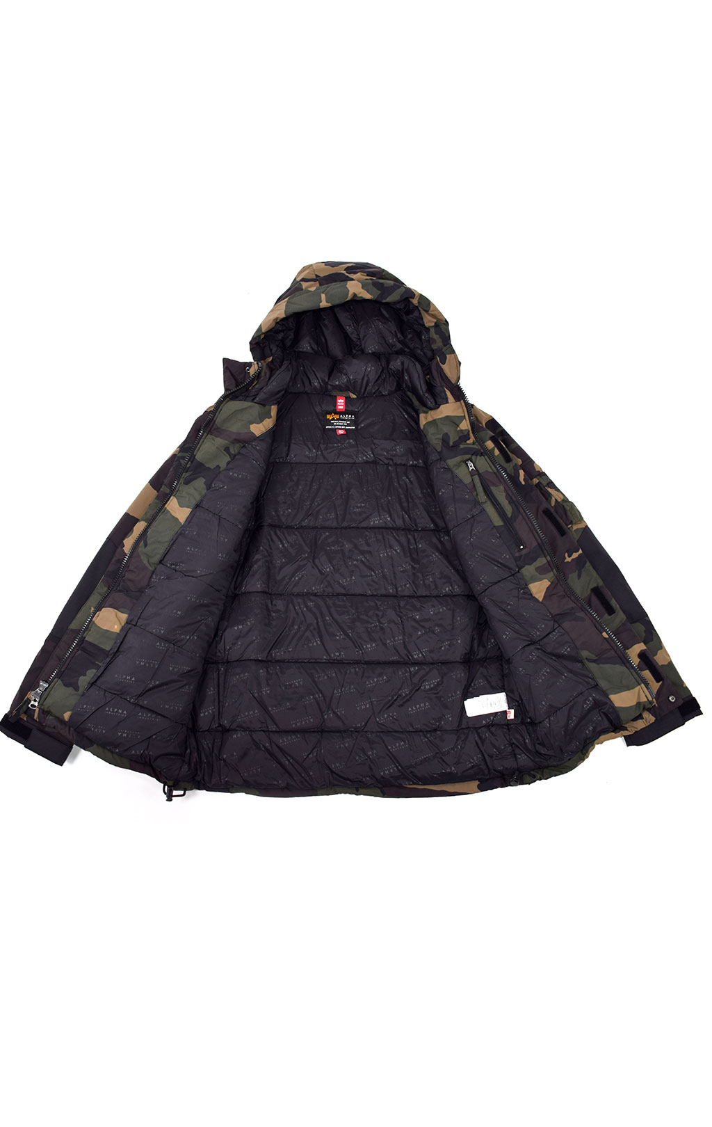Куртка ALPHA INDUSTRIES AVALANCE PRIMALOFT dark camo woodland 