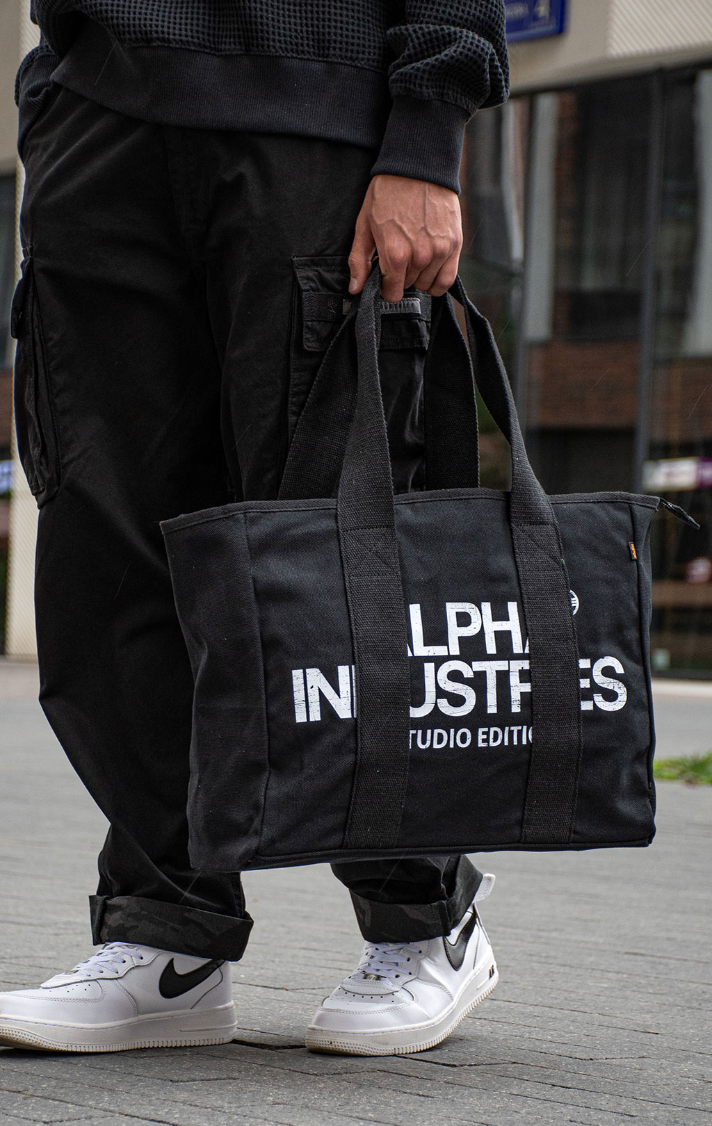 Сумка ALPHA INDUSTRIES STUDIO TOTE BAG LARGE black 