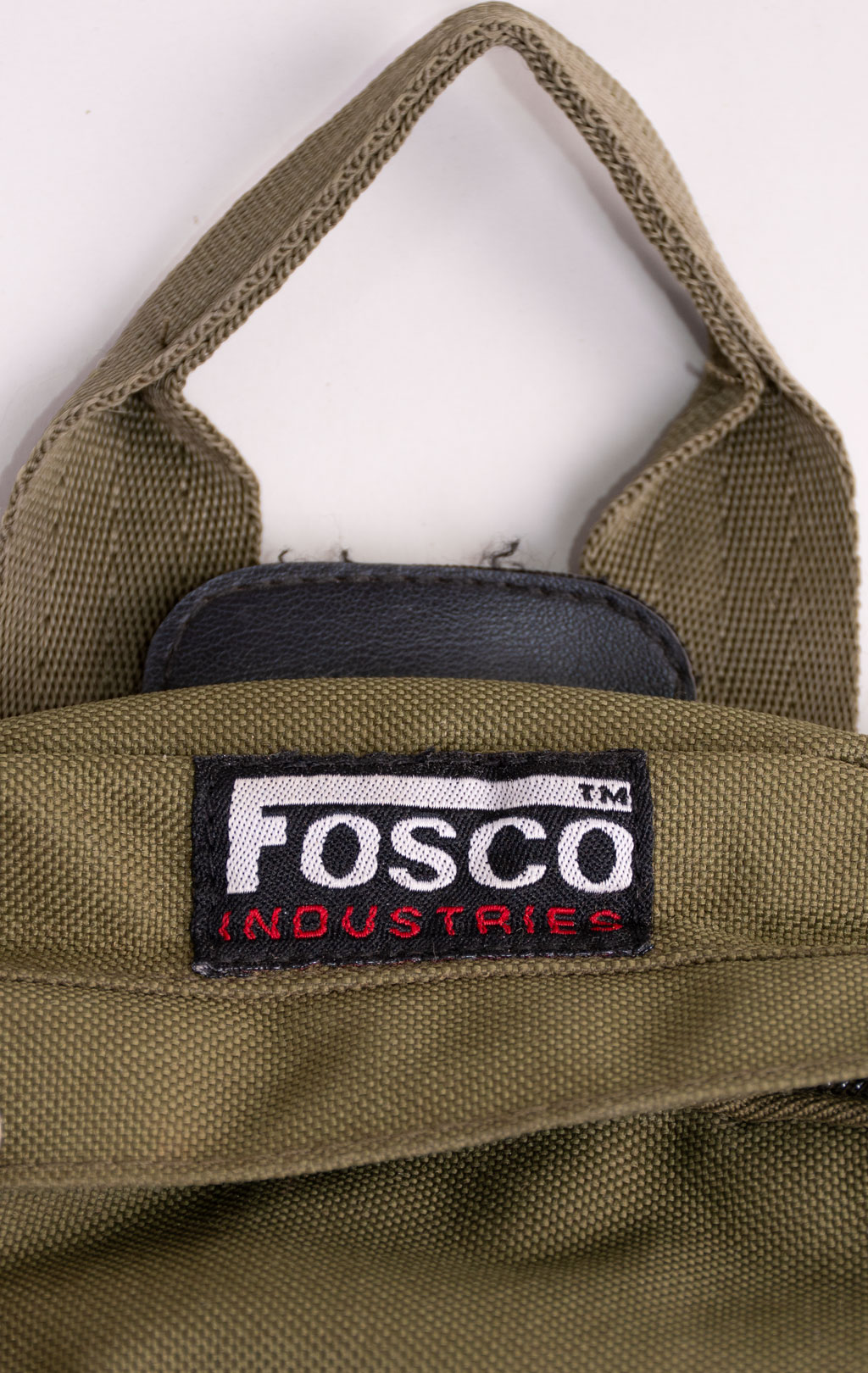 Питьевая система FOSCO на молнии, горловина под клапаном, 2L olive б/у 