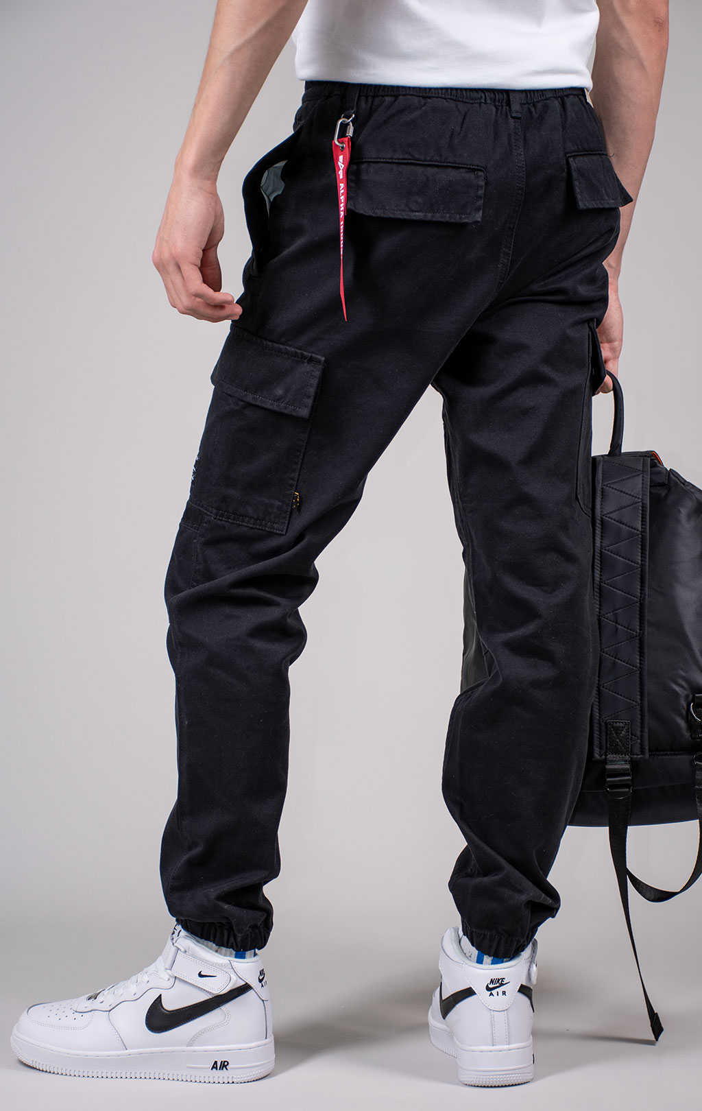 Брюки джоггеры ALPHA INDUSTRIES COTTON JOGGER FW 24/25 black 