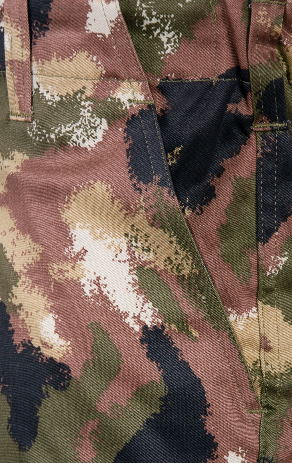 Брюки нового образца camo Италия