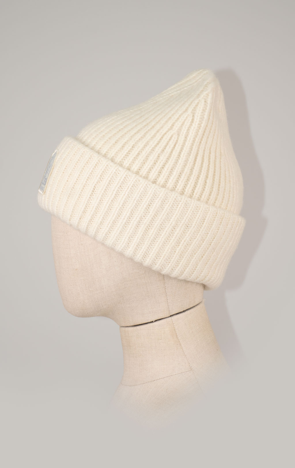 Шапка вязаная PARAJUMPERS MOONEYE HAT FW 25/26 moonbeam 