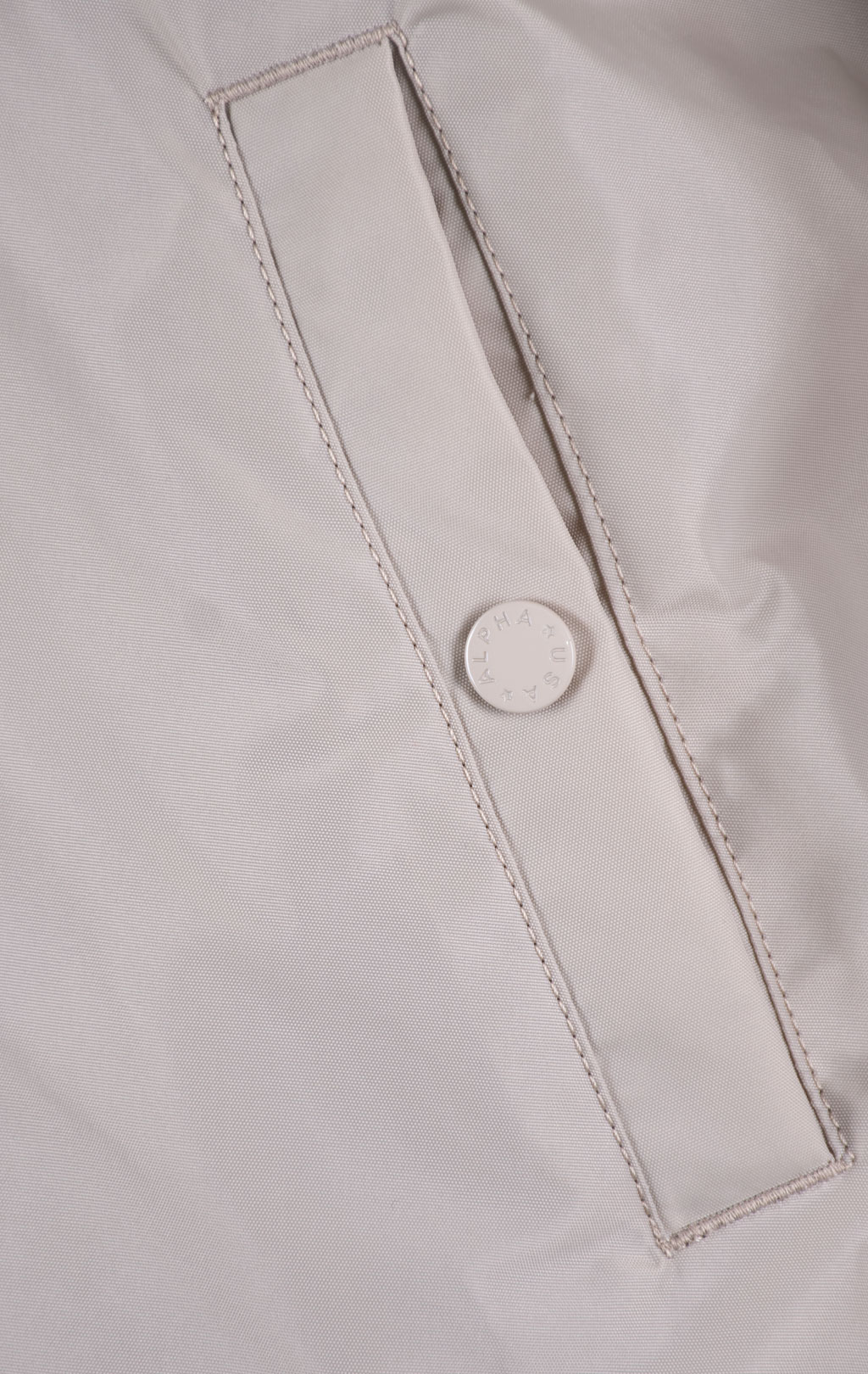 Бомбер ALPHA INDUSTRIES MA-1 TT TWO TONE HOOD organic beige 
