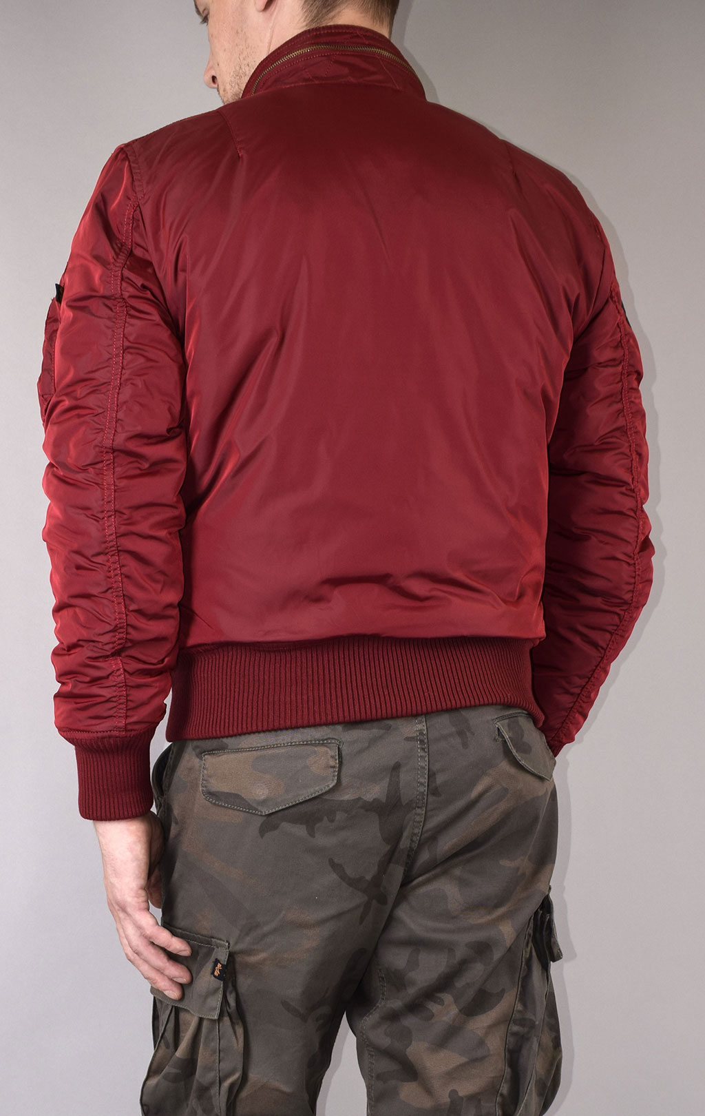 Куртка ALPHA INDUSTRIES ENGINE red commander 