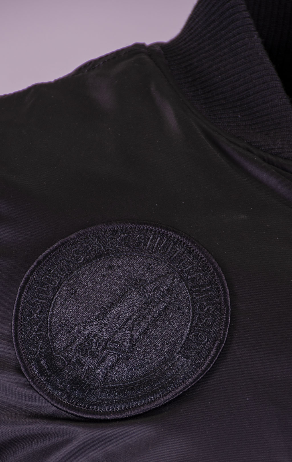 Бомбер ALPHA INDUSTRIES MA-1 VF NASA all black 