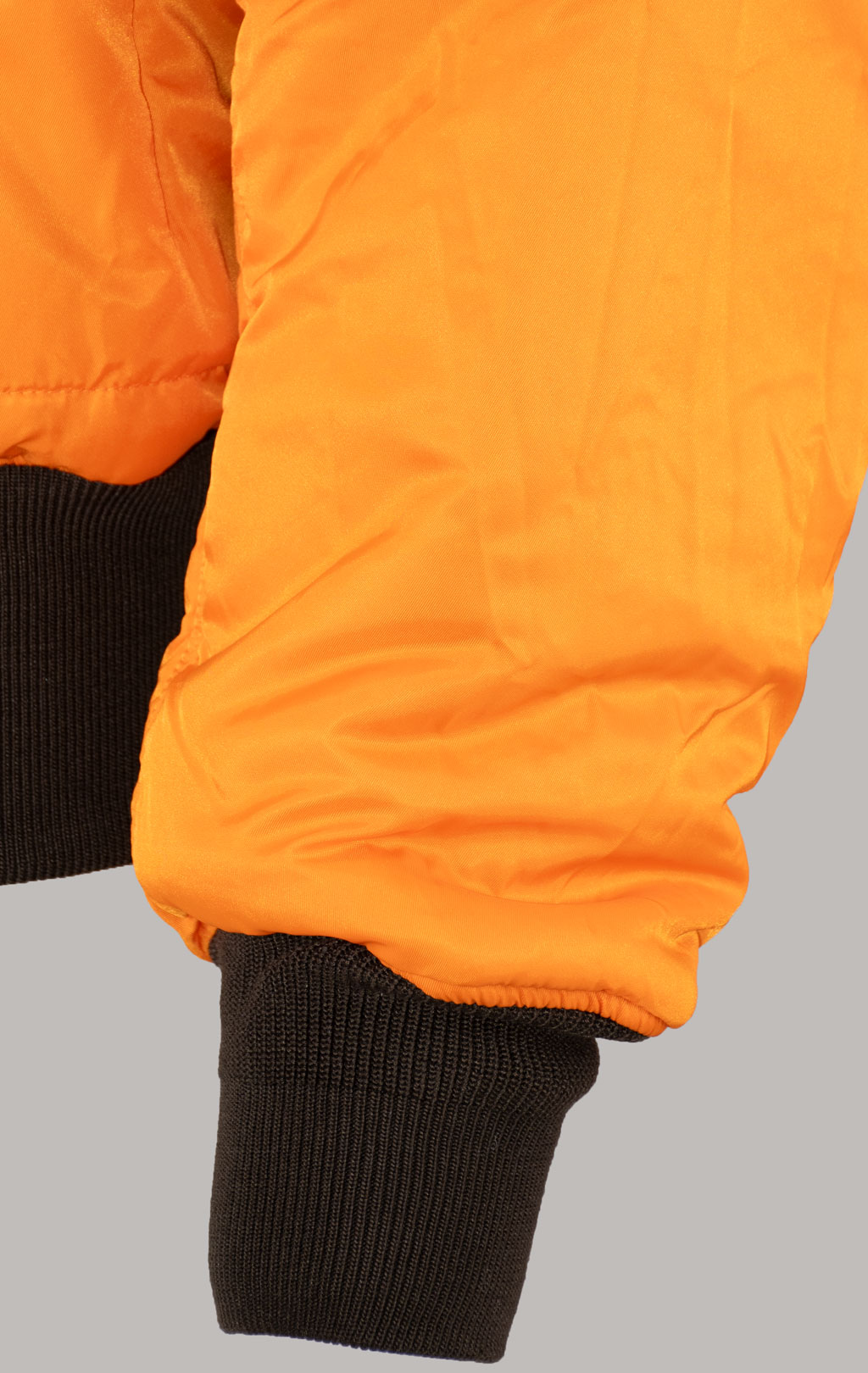 Бомбер ALPHA INDUSTRIES ORIGINAL FIT MA-1 FW 25/26 espresso 