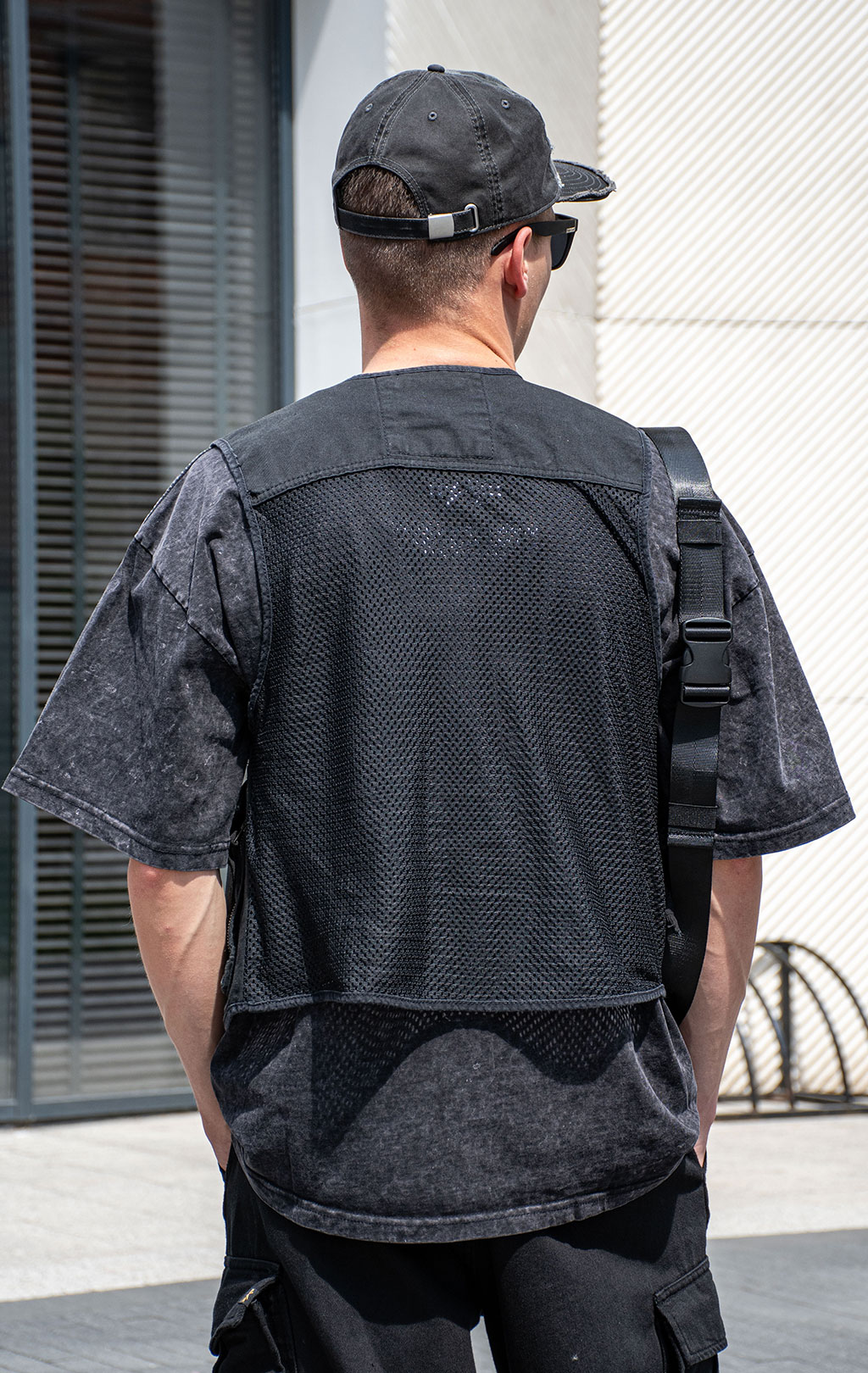 Жилет ALPHA INDUSTRIES MESH UTILITY VEST black 