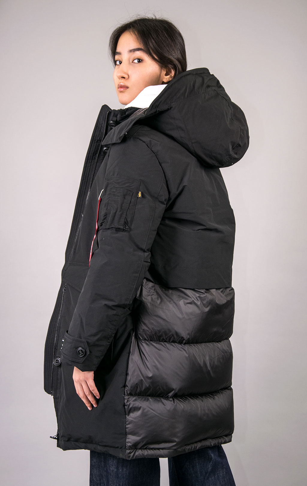 Женская парка ALPHA INDUSTRIES HYBRID PARKA W FW 23/24 m black 