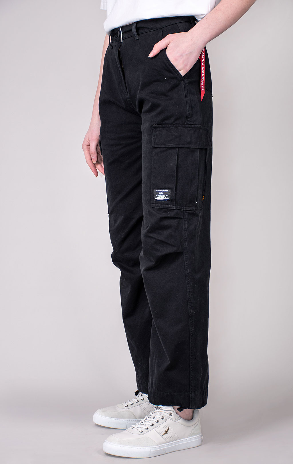 Женские брюки-карго парашюты ALPHA INDUSTRIES M-65 PANT SS 24 m black 