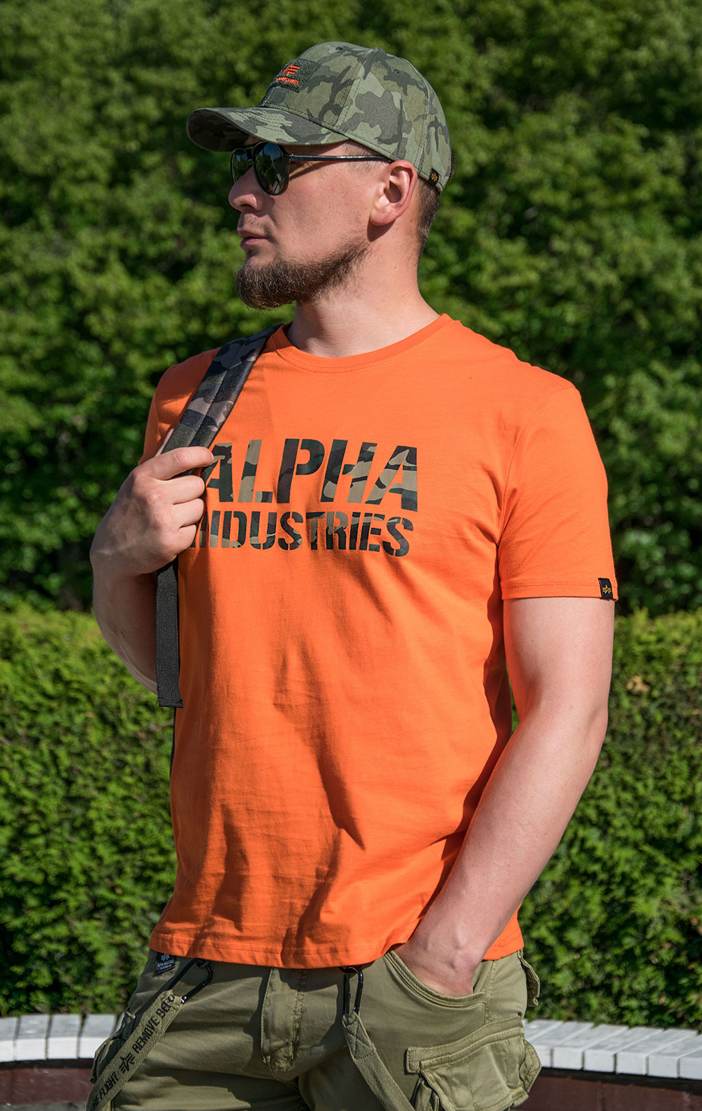 Футболка ALPHA INDUSTRIES CAMO PRINT flame orange 