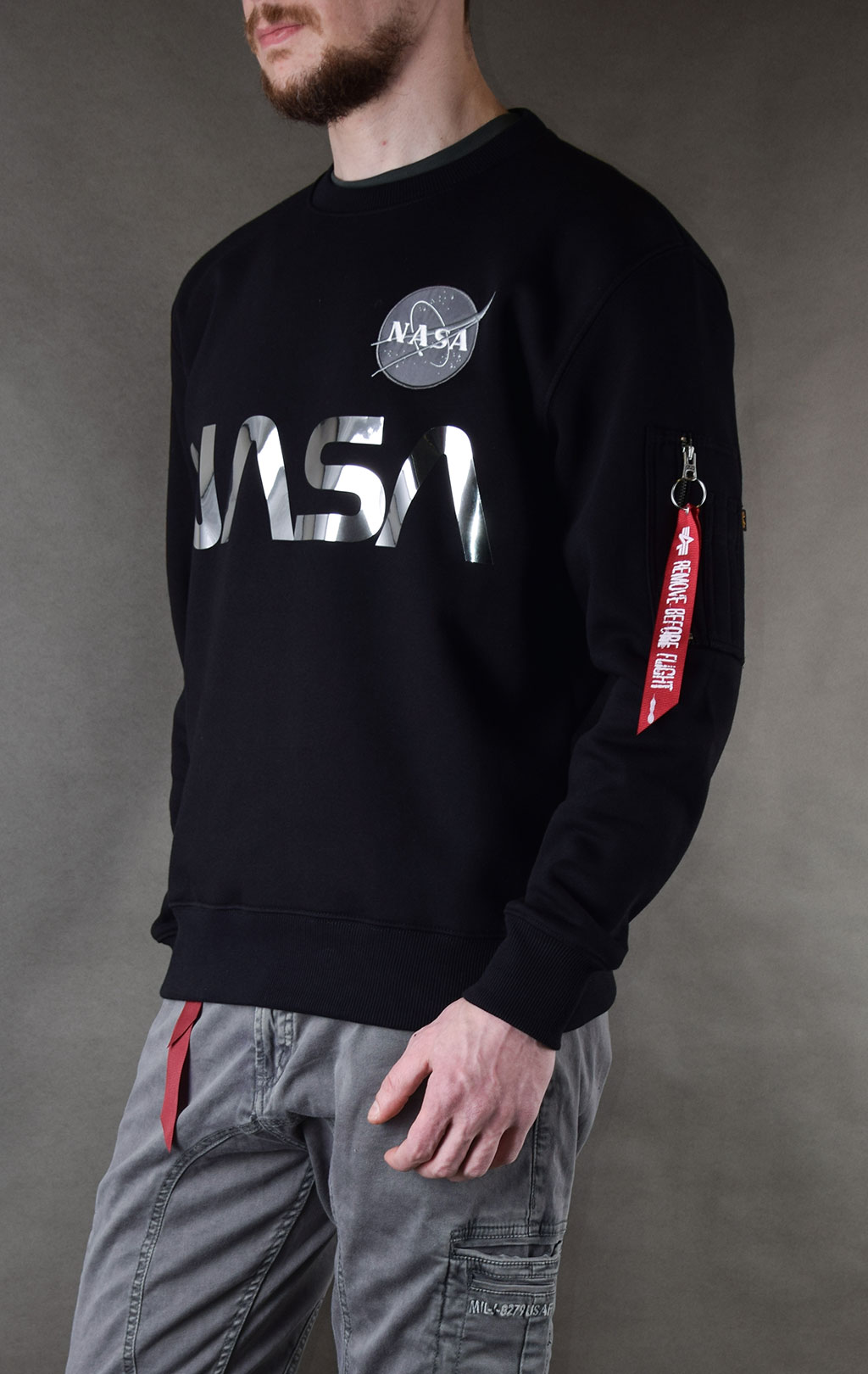 Свитшот ALPHA INDUSTRIES NASA reflective black/chrome 