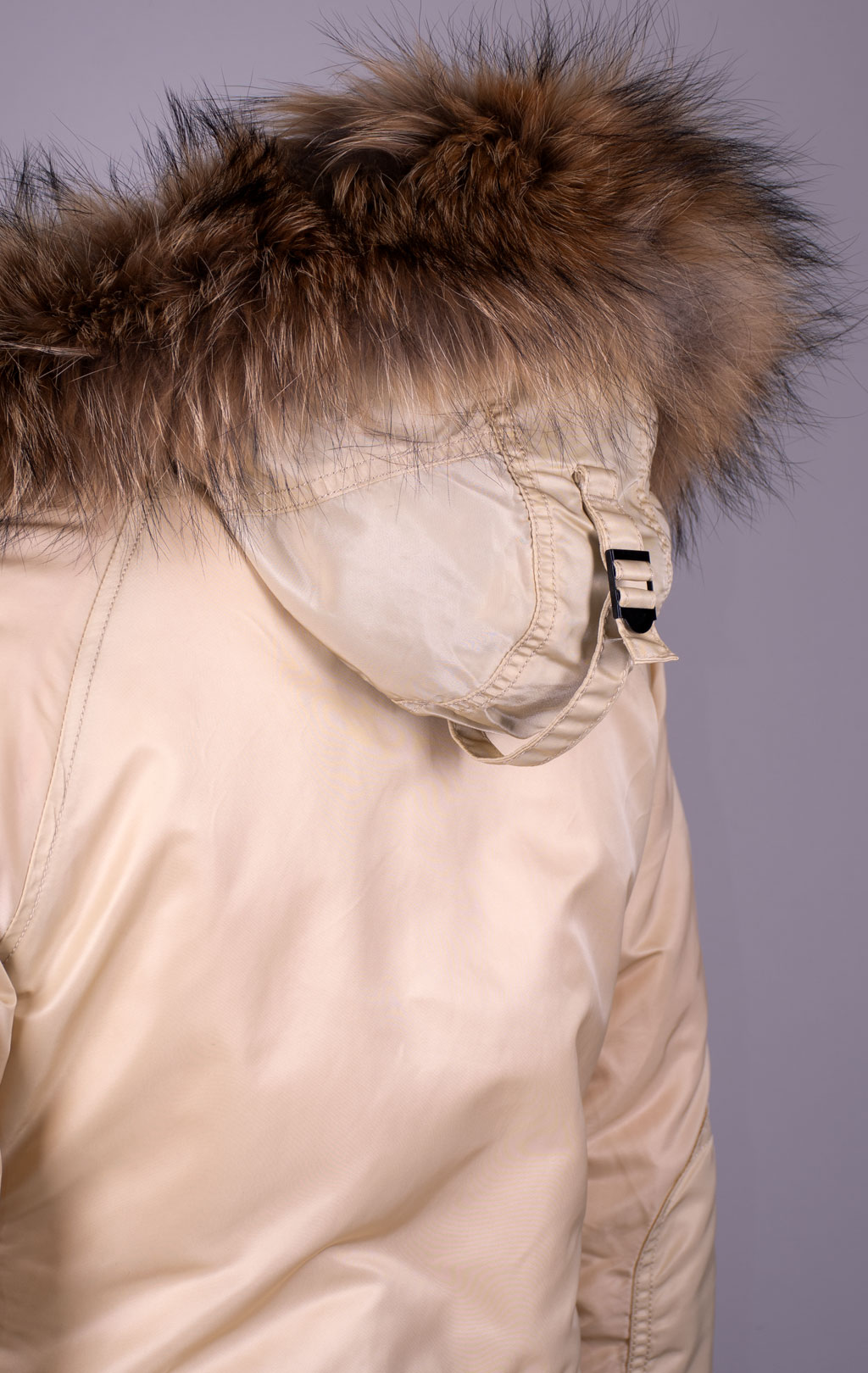 Женская аляска ALPHA INDUSTRIES VF 59 N-3B натур. мех caramel 