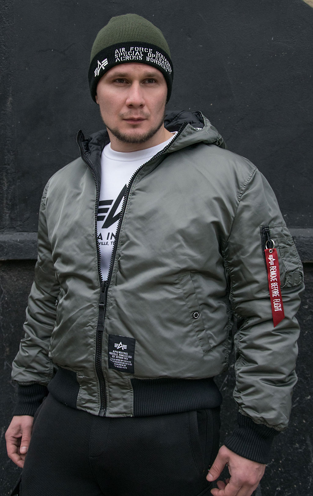 Куртка ALPHA INDUSTRIES HOODED PUFFER FD REV. vintage green 