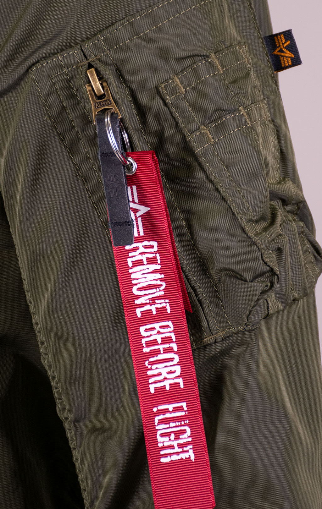 Ветровка-бомбер ALPHA INDUSTRIES MA-1 TT dark green 