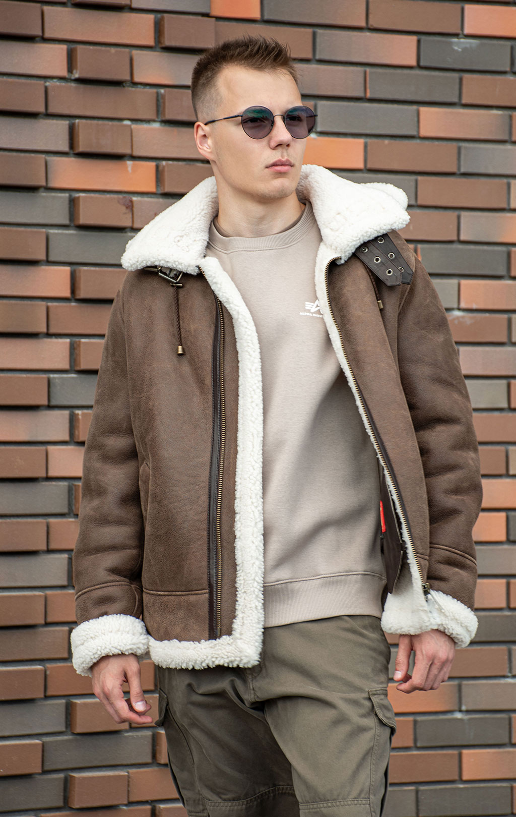 Куртка-пилот KODZIC B-3 HOODED овчина FW 25/26 brown 