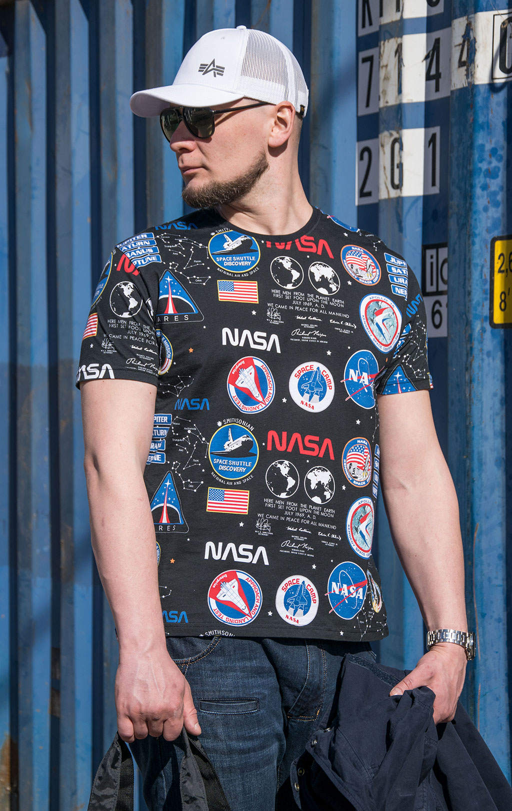 Футболка ALPHA INDUSTRIES NASA AOP black 