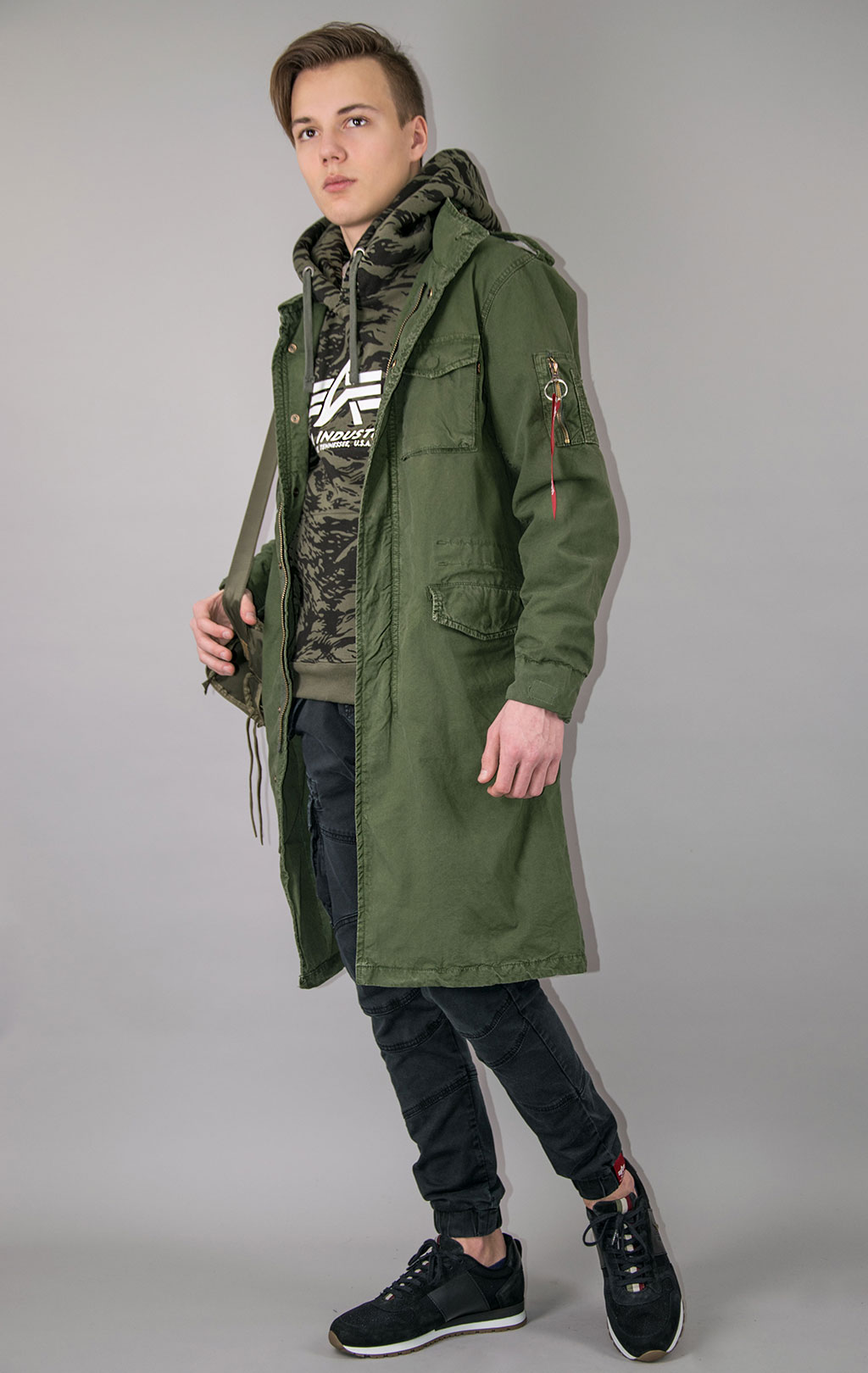 Ветровка ALPHA INDUSTRIES LW M-65 COAT dark olive 