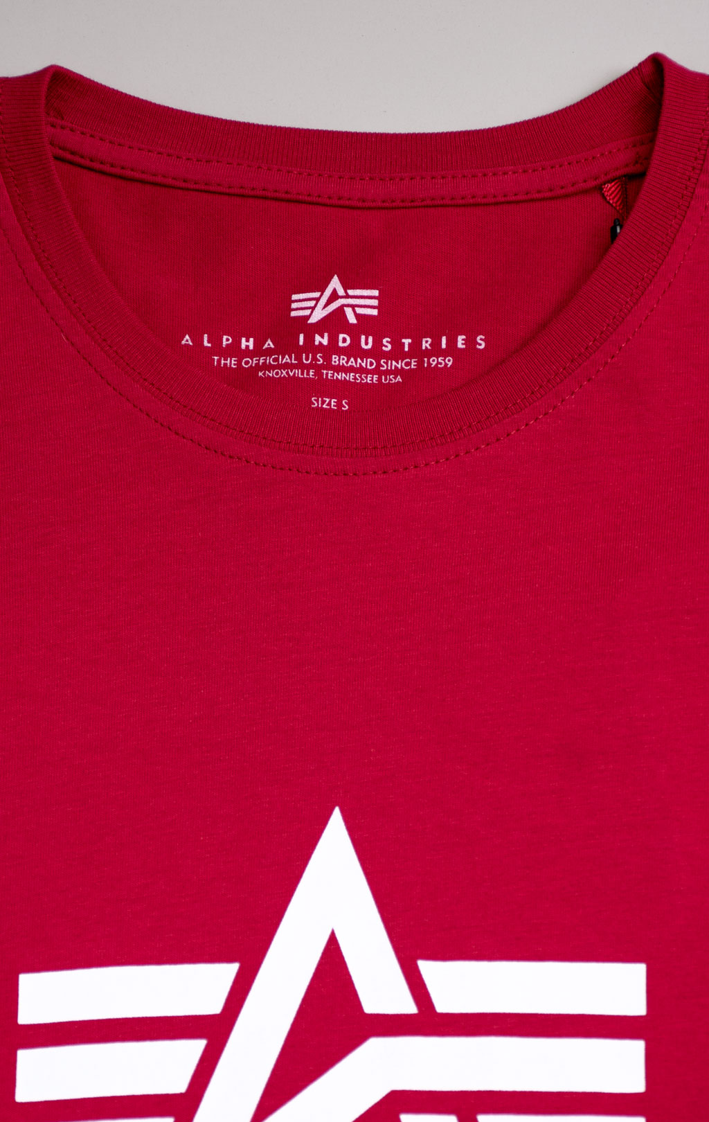 Футболка ALPHA INDUSTRIES BASIC T RBF red 