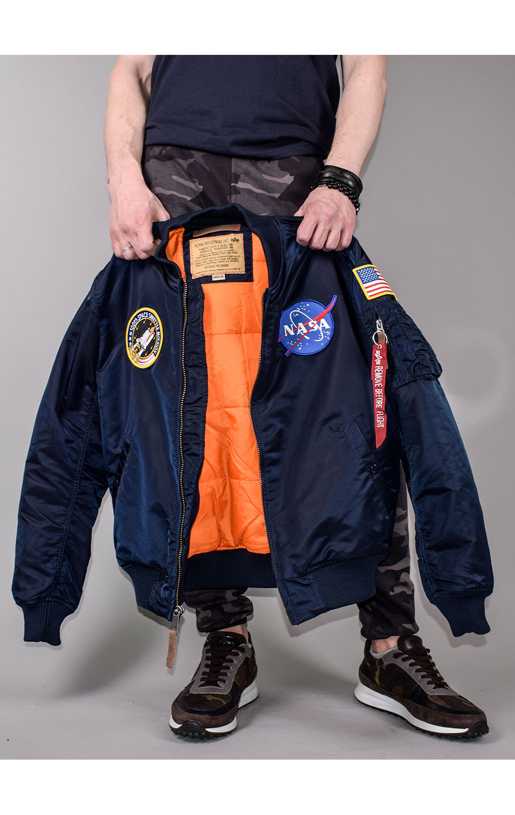 Бомбер ALPHA INDUSTRIES VF NASA MA-1 rep. blue 