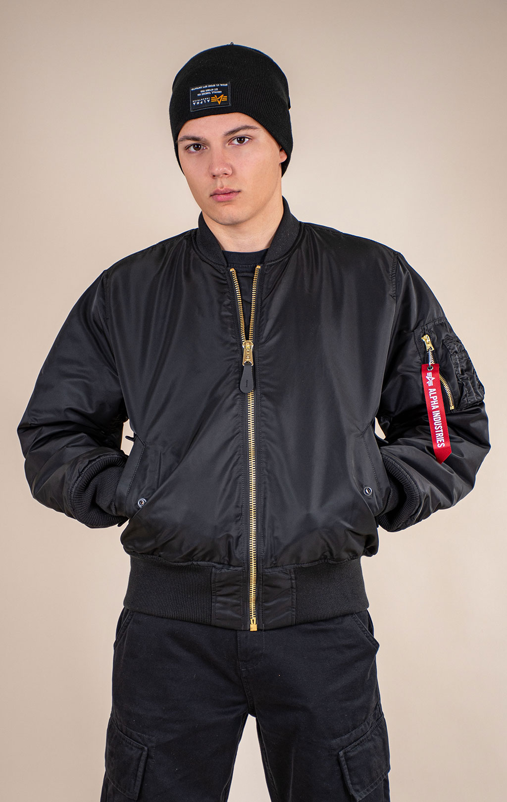 Бомбер ALPHA INDUSTRIES MA-1 HERITAGE FIT FLIGHT JACKET FW 26/27 black 