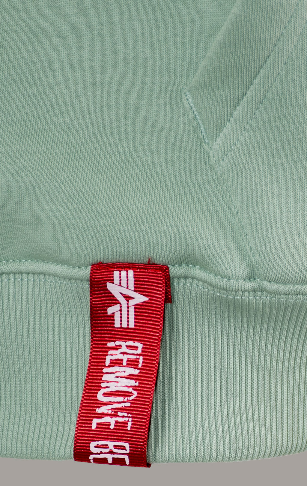 Толстовка ALPHA INDUSTRIES BASIC HOODY RUBBER dusty green 