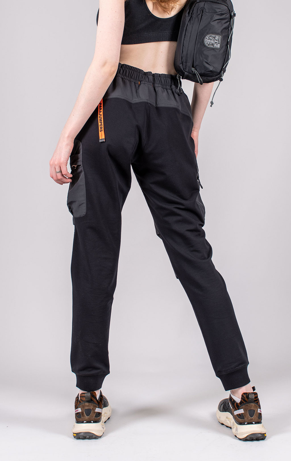 Женские брюки спортивные PARAJUMPERS SOAVE SS 25 m black 