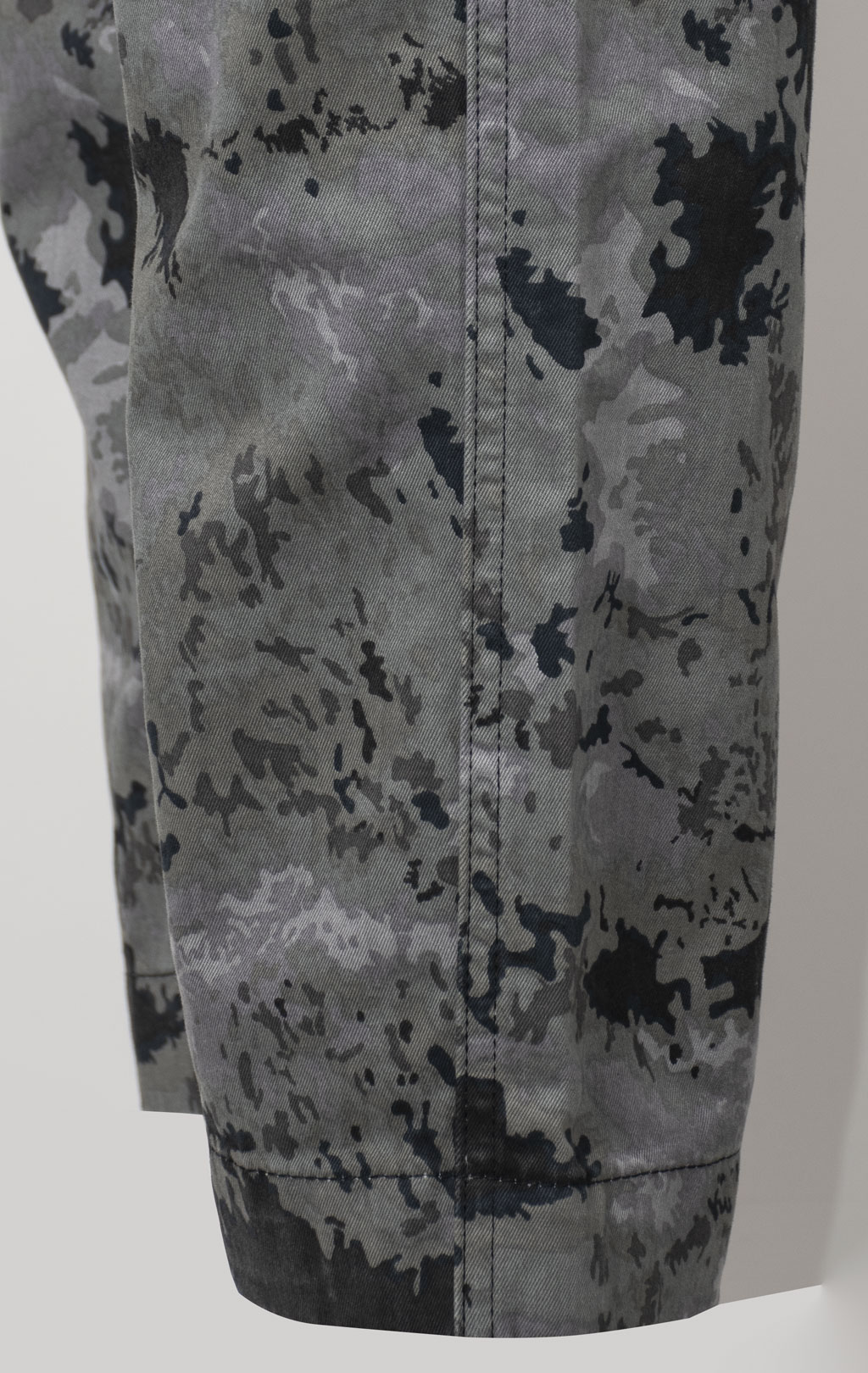 Брюки-карго ALPHA INDUSTRIES ACU PANT плотные FW 24/25 black blur camo 