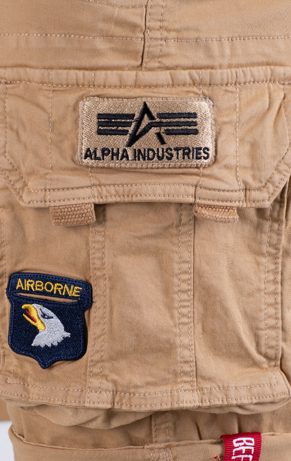 Шорты карго ALPHA INDUSTRIES CREW SHORT PATCH sand 