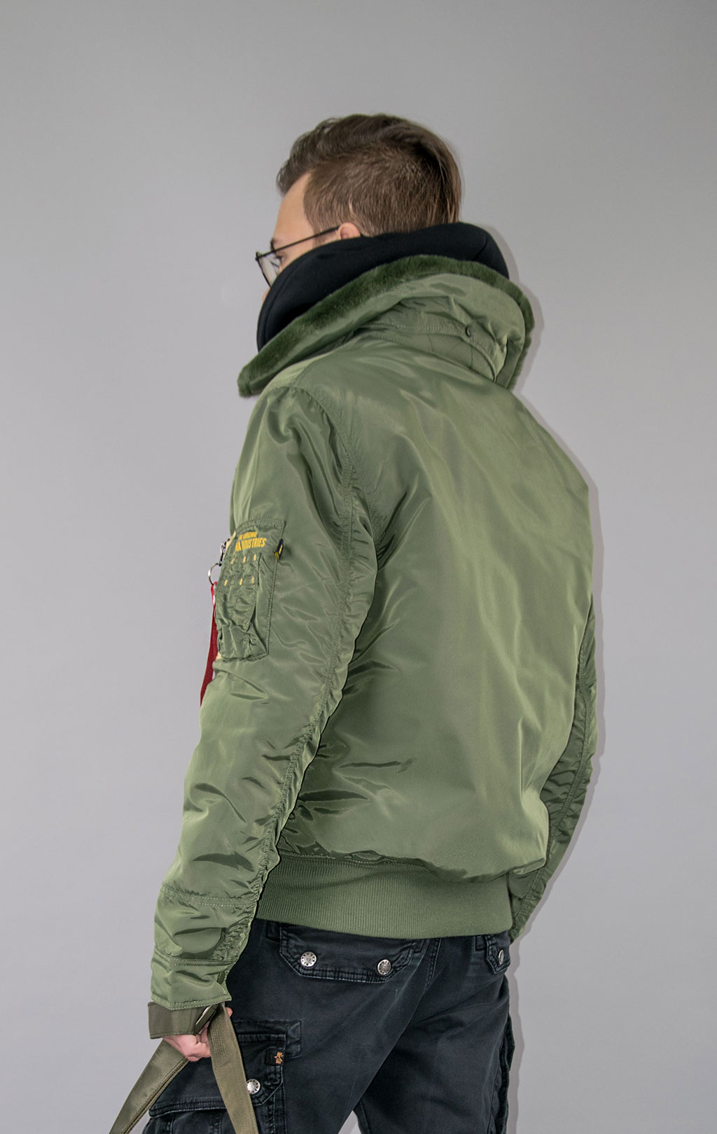 Куртка-пилот ALPHA INDUSTRIES AIR FRAME B-15 sage green 